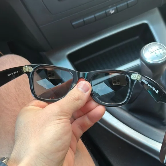 Ray-Ban Black Wayfarer Classic Sunglasses Hand Made in Italy - Picture 4 of 6